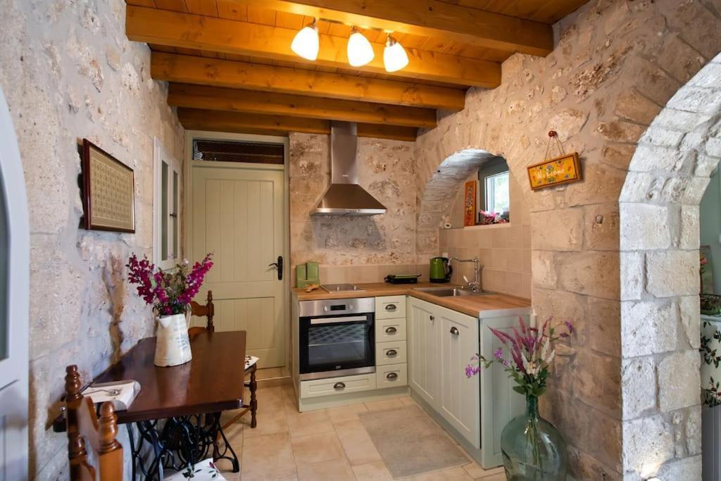 La Casa Di Bella A Tradional Stone House With Barbecue Villa Karia  Luaran gambar