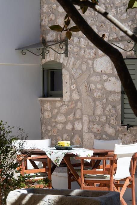 La Casa Di Bella A Tradional Stone House With Barbecue Villa Karia  Luaran gambar