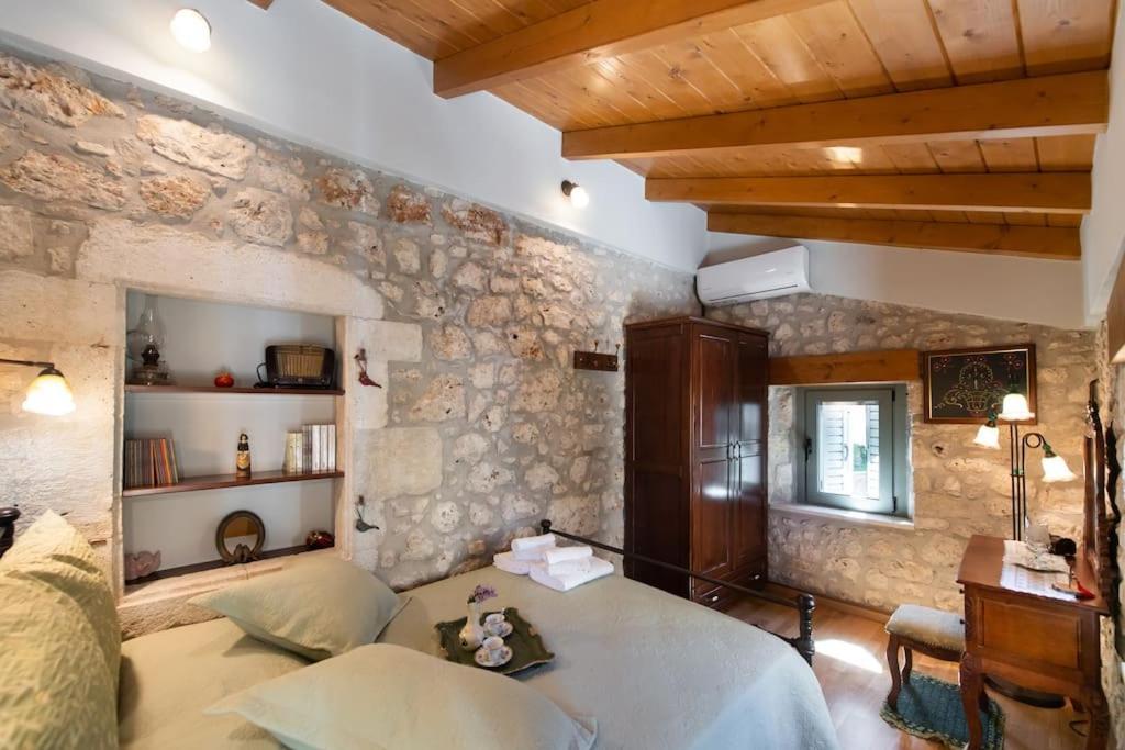La Casa Di Bella A Tradional Stone House With Barbecue Villa Karia  Luaran gambar